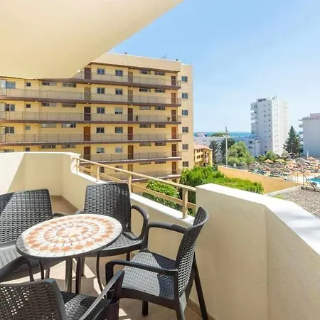 Santa Marta Al Lado De Servicios Y De La Playa Бенальмадена
